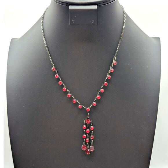 Lot of Two Black Red Crystal Antique Look Necklaces - Picture 7 of 9